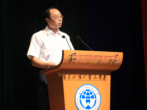 郭桂航对新生寄予厚望